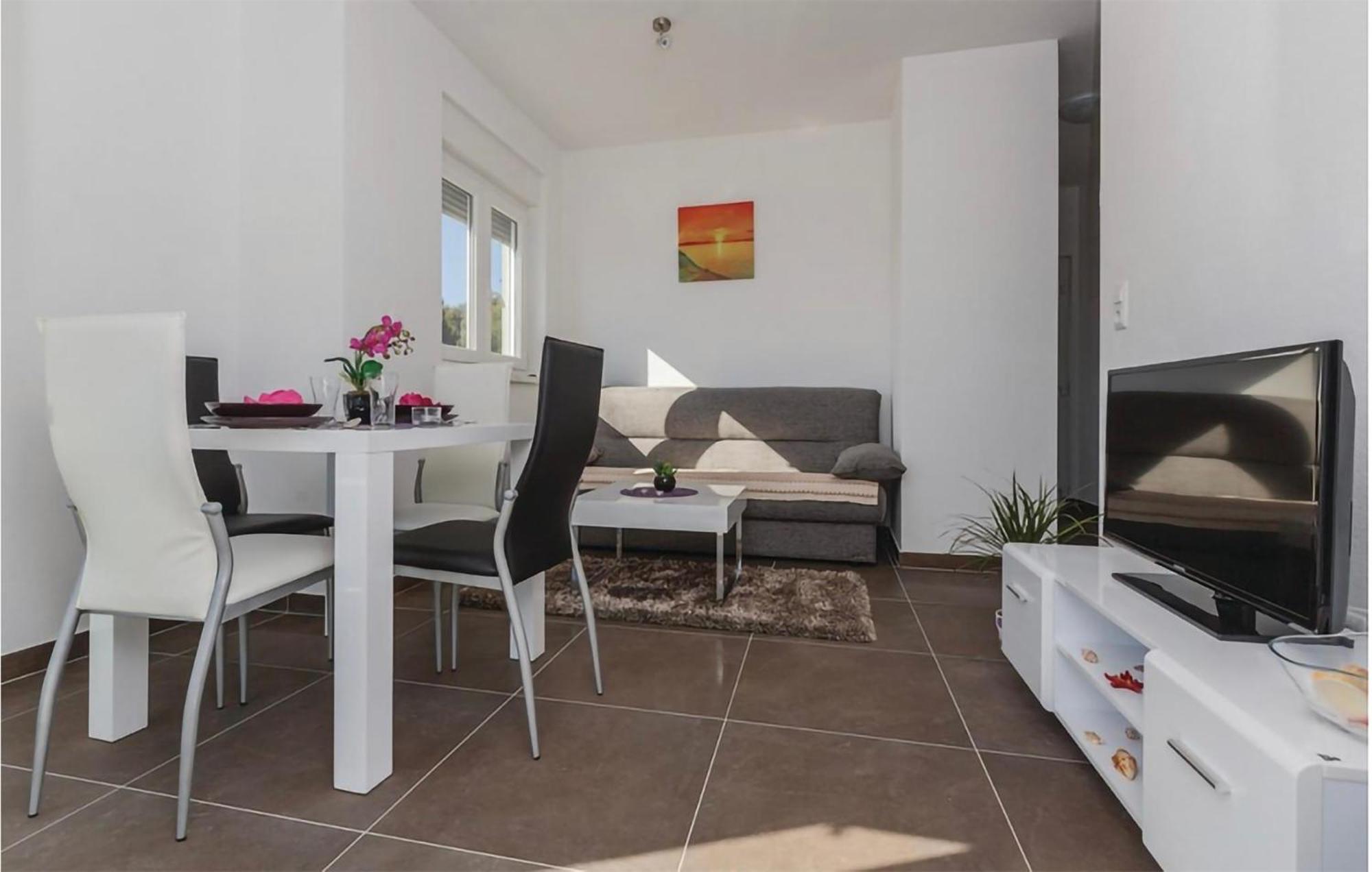 Amazing Apartment In Saldun With Wifi 特罗吉尔 外观 照片